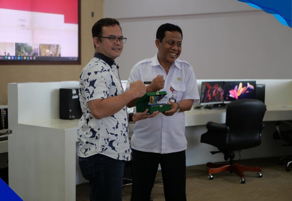 Studi Komparasi Diskominfo Bandung dalam rangka Peningkatan Sistem Berbasis Elektronik